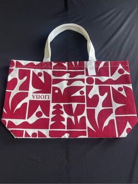 Vuori NEW with Tag Canvas Tote Bag